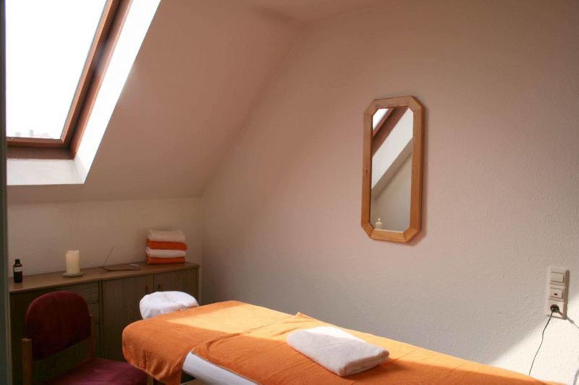 Hotel Domino Stuttgart Eksteriør billede